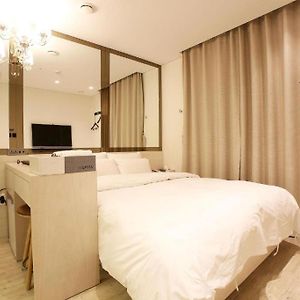Chambre Standarde Lit Queen-Size