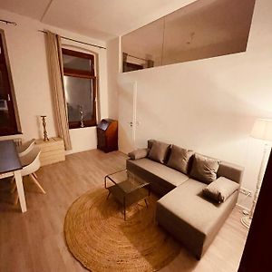 Retro Appartement Im Herzen Von Koeln Deutz