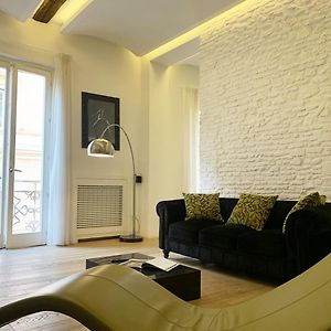 Appartement de Luxe à 4 Chambres à Coucher