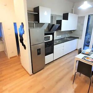 Fiera Station Apartment