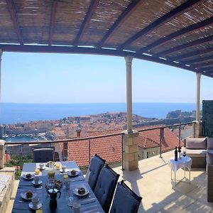 Dalmatins Milliondollar Sea View
