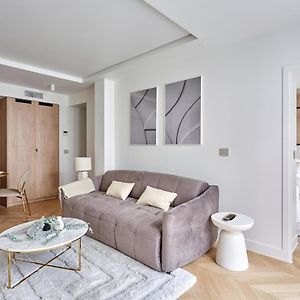Apartment Centre De Paris By Studio Prestige