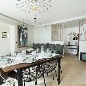 Apartment Saint Germain Des Pres By Studio Prestige