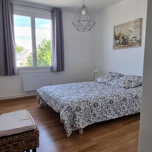 Appartement à 2 Chambres à Coucher