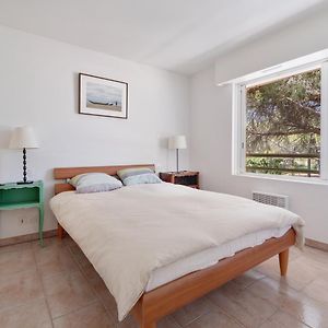 Le 11 - Appt Climatise Avec Piscine Partagee