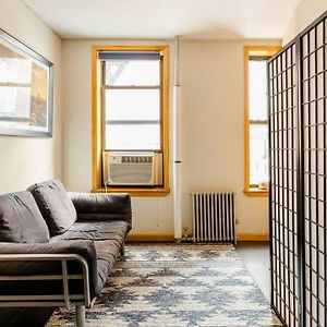 2 Bedroom King Bed Apartment