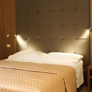 Chambre Standarde Lit Queen-Size
