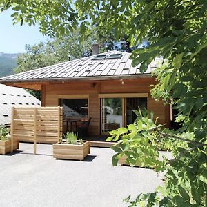 Chalet à 3 Chambres à Coucher