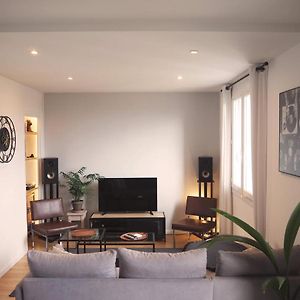 T2 Style Industriel Avec Balcon