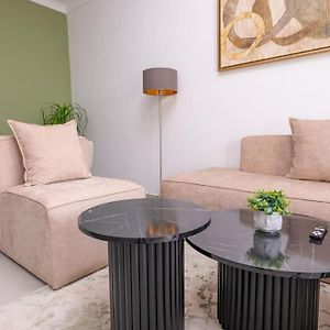 Tradition Meets Modern: 2Br Flat In Rabat Hassan