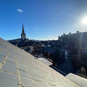 Sous Les Clochers De Rouen - Cathedrale