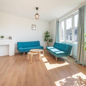 Appartement à 2 Chambres à Coucher