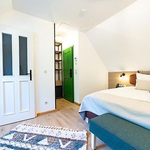 Chambre Petite Lit King-Size