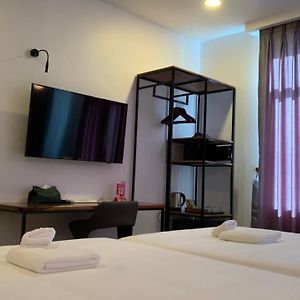 Chambre Standarde Lit Queen-Size