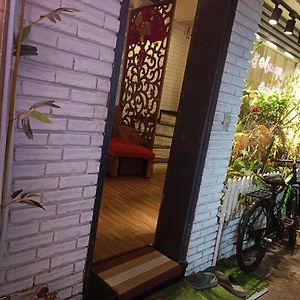 Hoan Kiem Lake Center