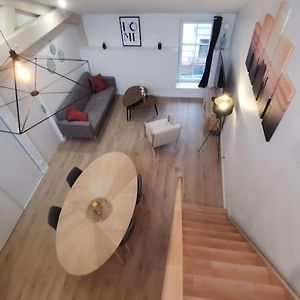 Appartement à 3 Chambres à Coucher