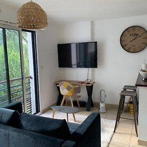 Appartement à 2 Chambres à Coucher