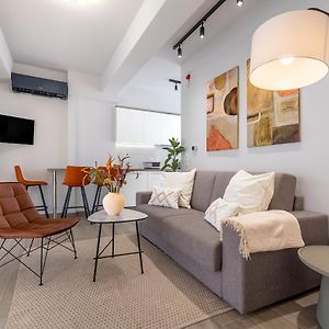Phaedrus Living: Luxury Penthouse Potamianou