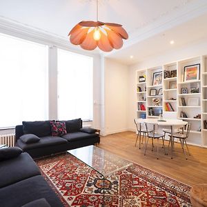 Appartement à 3 Chambres à Coucher