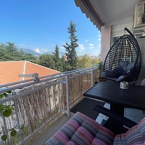 Pine-Tree Spacious 2 Bdr Apartment Near Tanners' Bridge With Hot Tub