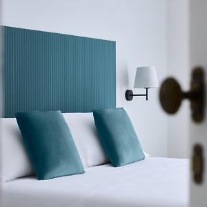 Appartement à 3 Chambres à Coucher