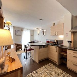Appartement à 2 Chambres à Coucher