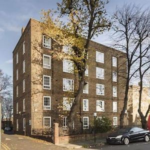 Spacious 2 Bedroom Flat In Central London
