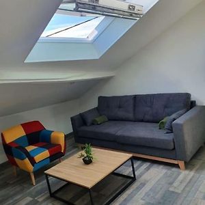 Appartement à 2 Chambres à Coucher