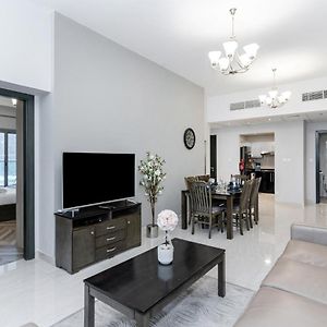 Family And Group Stay I Near Burj Khalifa I Summer Deal