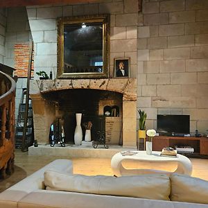 Hotel Robin Quantin In The Heart Of Old Tours