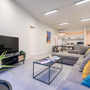 Monastiraki Metro St 2 Bedrooms 6 Pers By Mps