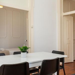 4Br Lisbon Apartment - Central Location