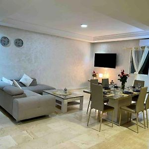 Appartement Haut Standing 3 Chambres Avec Terasse Quartier Gueliz Hivernage A Marrakech I19