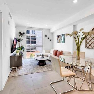 Modern Unit In Downtown Miami With Free Parking