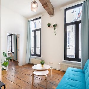 Appartement à 2 Chambres à Coucher