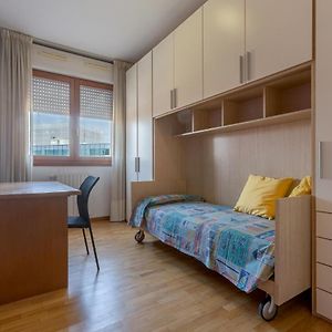 Parco Del Velodromo Comfortable Apartment