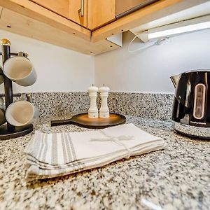 Spacious 1 Bedroom Apt Near Marble Arch