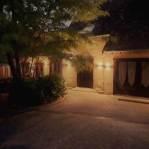 Villa à 3 Chambres à Coucher