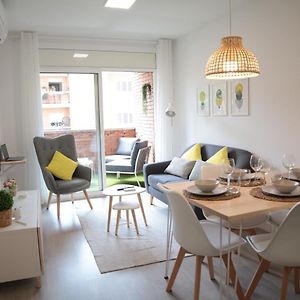 Appartement à 2 Chambres à Coucher