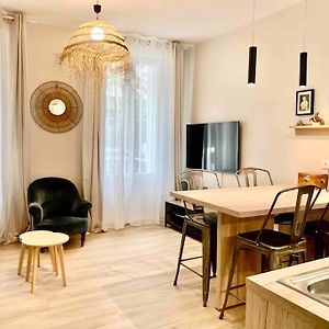 Appartement à 2 Chambres à Coucher