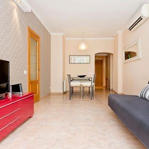 Appartement à 3 Chambres à Coucher
