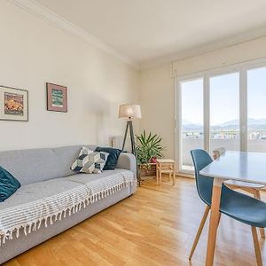 Appartement à 2 Chambres à Coucher