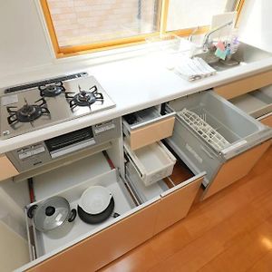 Appartement à 3 Chambres à Coucher