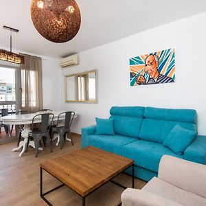 The 7Th Corner, Hugh Apartment Ideal For Groups