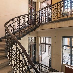 Budapest Design Condo By Nw