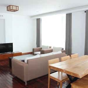 Appartement à 2 Chambres à Coucher