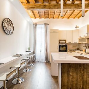 Appartement à 3 Chambres à Coucher