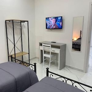 Family Private Bathroom Twin Room