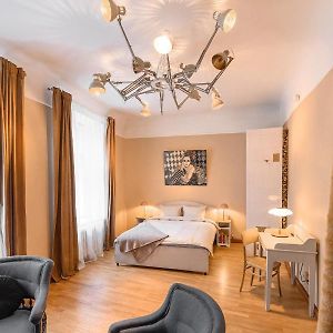 Appartement à 2 Chambres à Coucher