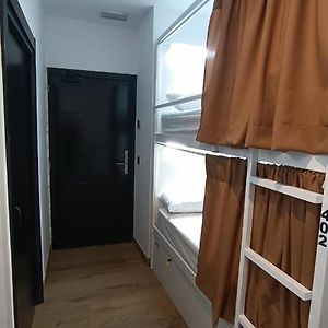 Dormitory Room Mixed